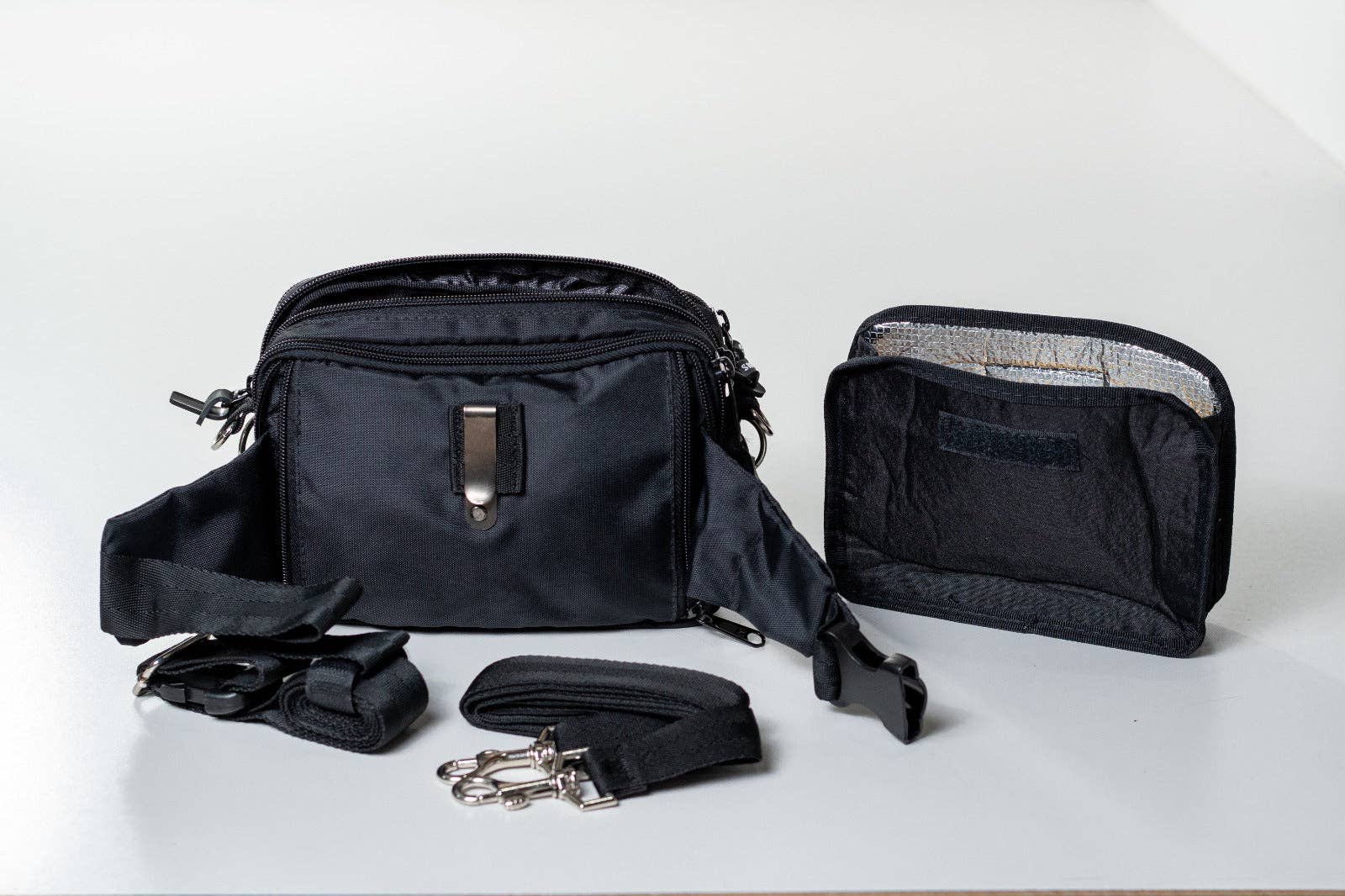 AkraCreations - Wholesale Pet Treat Bag - Dog - Dog Training Fanny Pack – Insulated & Hands-Free12