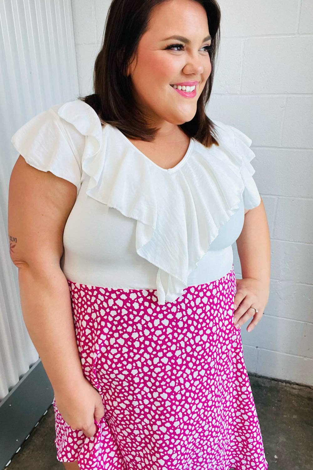 Promenade - Vente Robe – femme - Robe tissée à col en V à volants à deux fers en forme de léopard fuchsia (lot ouvert)9