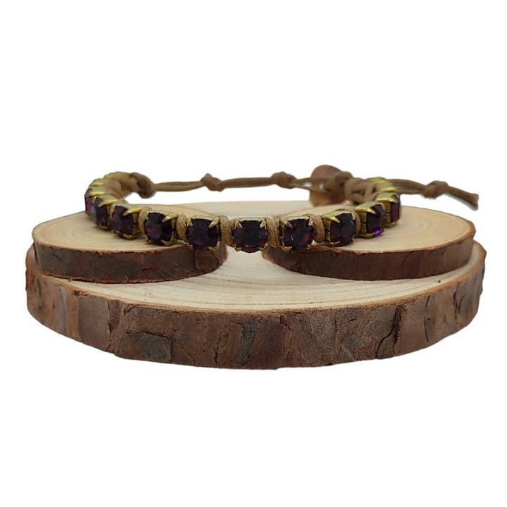 Grands bracelets à chaîne en cristal - Améthyste pour la vente par QUÉ MÁS JEWELS