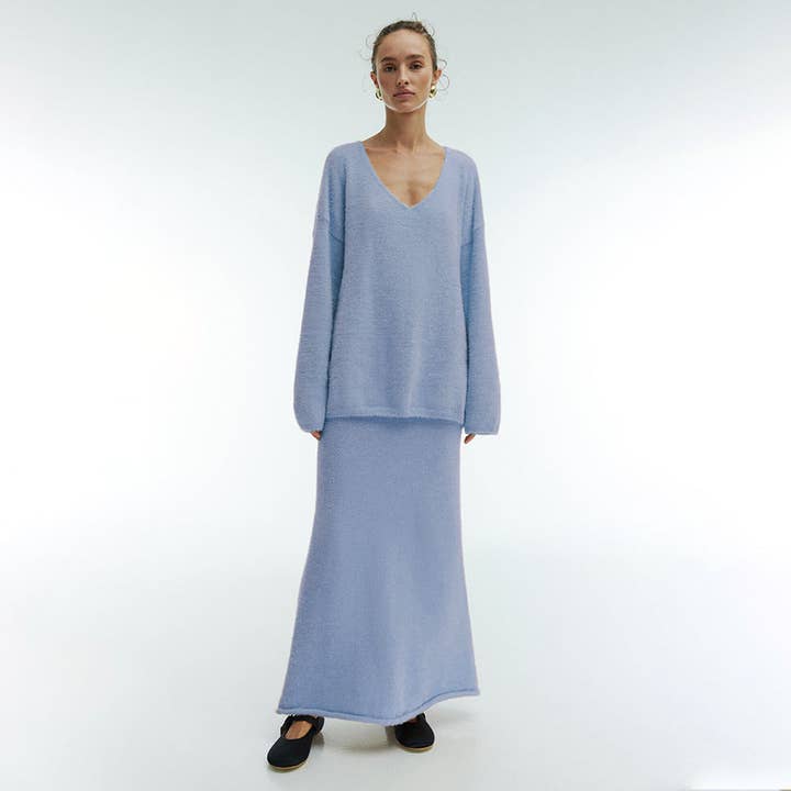 Marayn - Wholesale Top & Skirt Set - Women's - Chic European Knit VNeck Sweater Skirt Set31