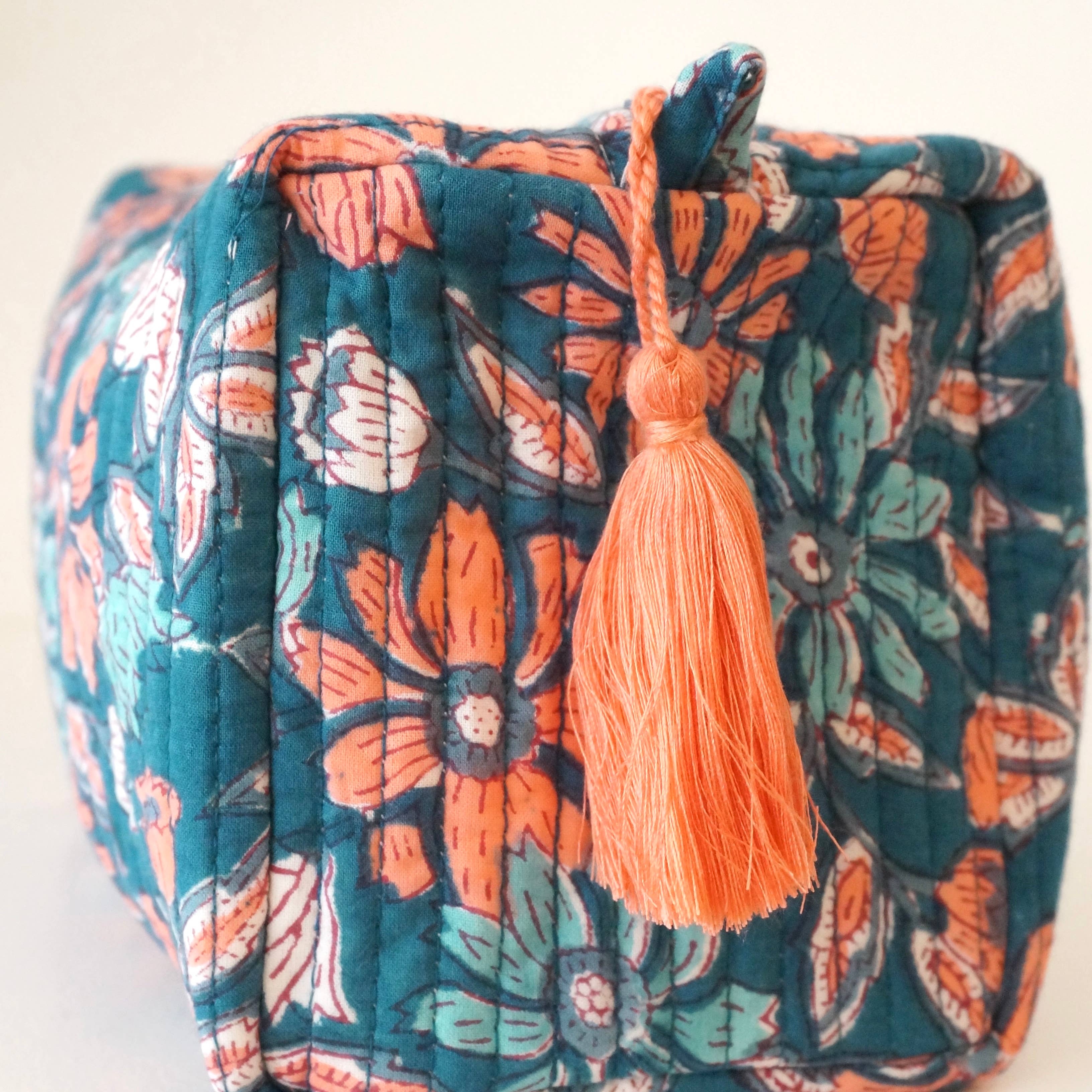 Claire Beaugrand - Wholesale Toiletry Bag - Women's - Printed cotton toiletry bag No. 881