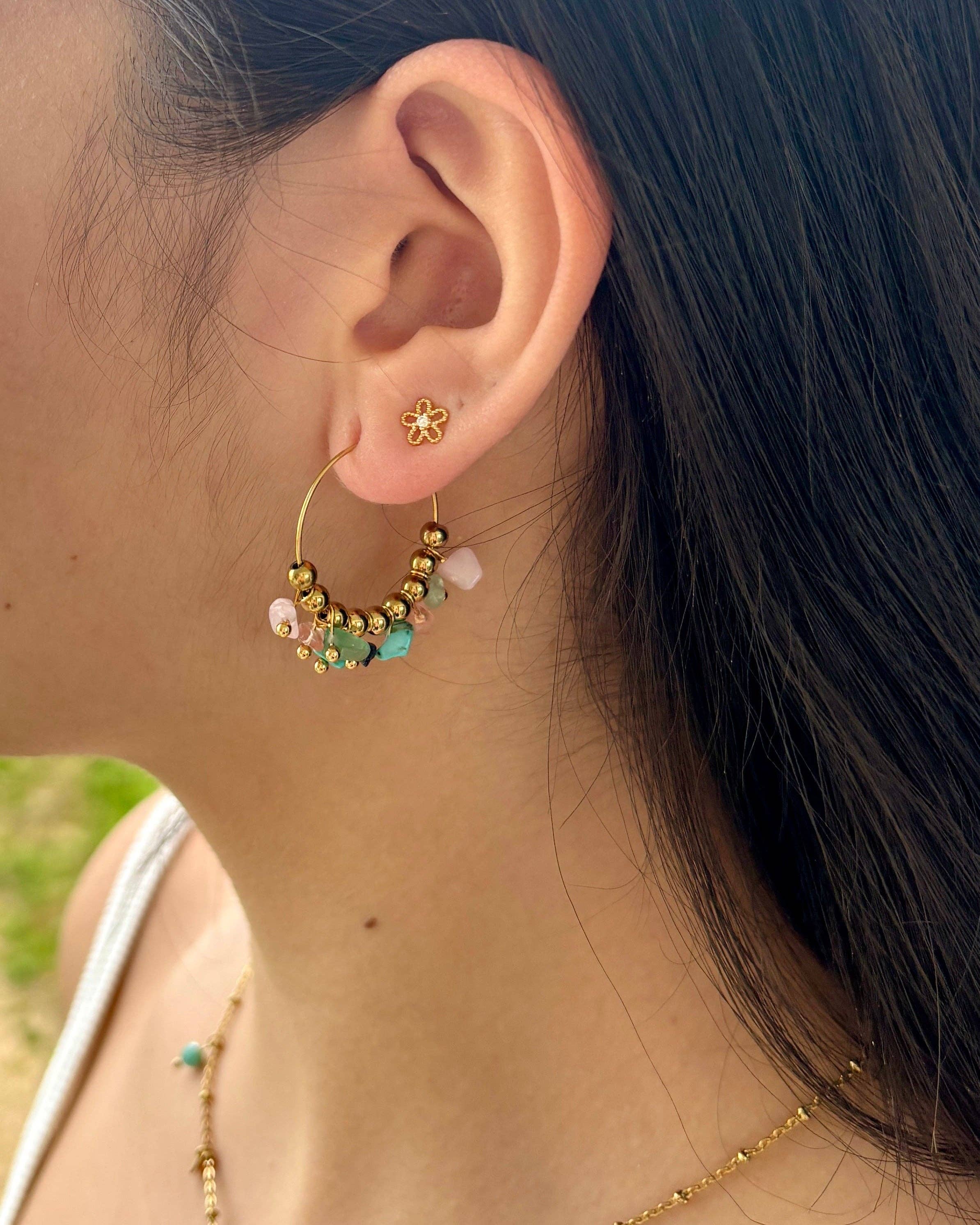 Ocean Ripples – wholesale Hoop-örhängen – 18ct guldpläterade ädelsten Cluster Hoop örhängen1