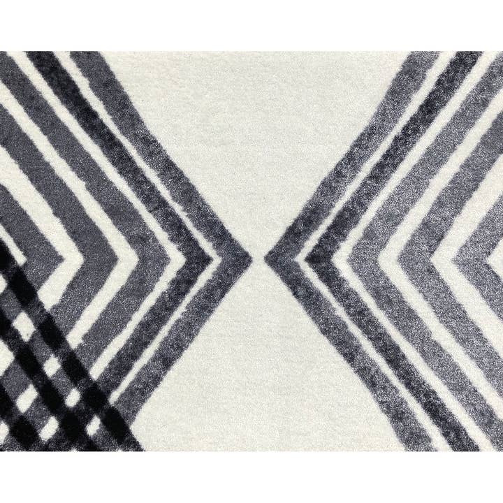Graphite Lines Lave+Sèche Tapis et Paillassons pour la vente par Studio 67 Wash+Dry Mats