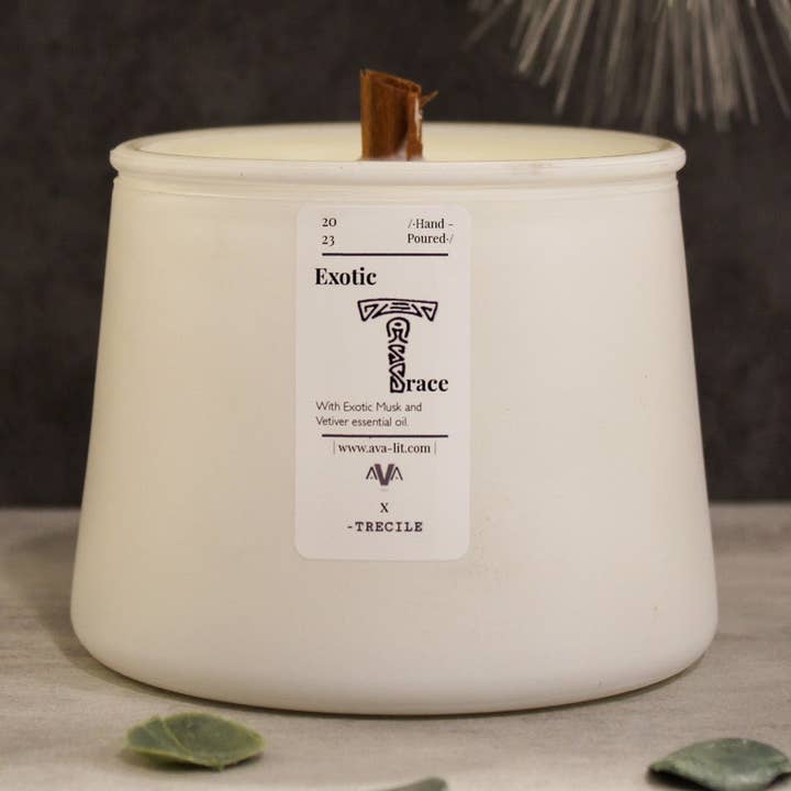 Candela Exotic Trace per la vendita all'ingrosso da parte di Ava Lit Candles