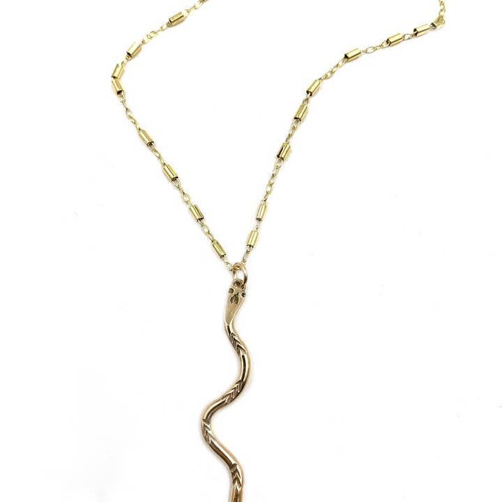 Collar con encanto de serpiente para venta al por mayor de Olwen Jewelry Wholesale