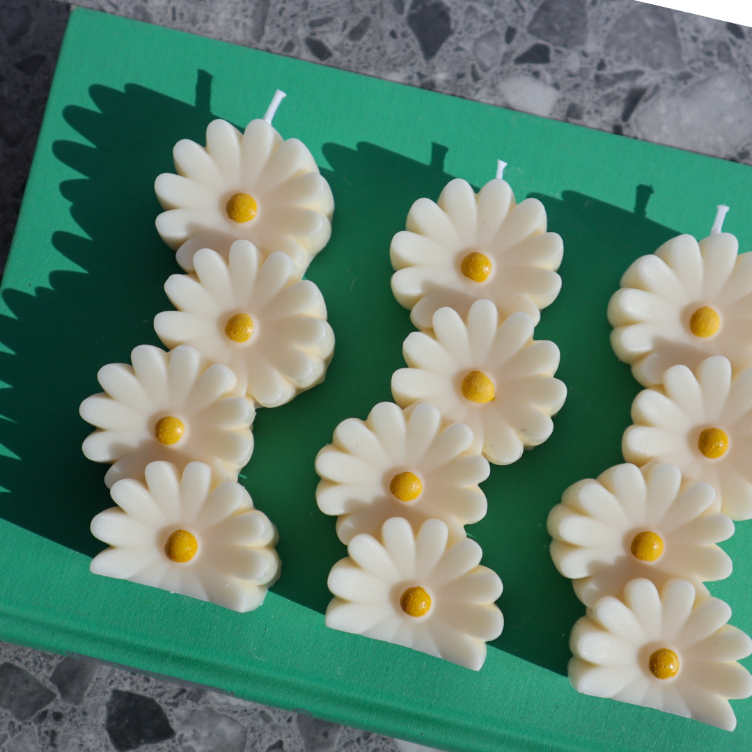Drop Dead Candles - Wholesale Novelty Candle - Daisy Flower Pillar Candle5