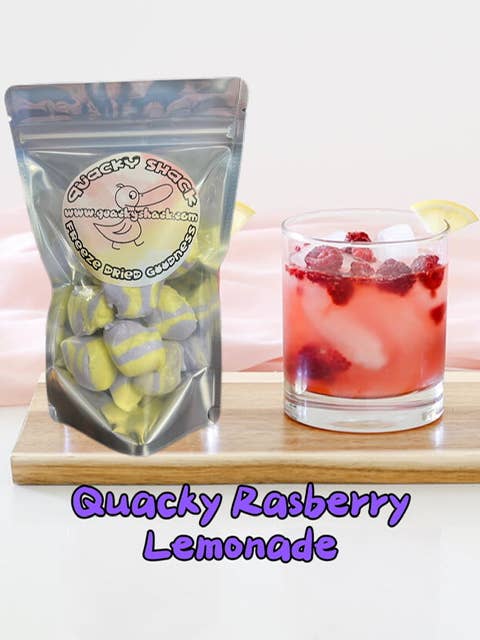 Quacky Raspberry Limonade Gevriesdroogd Taffy met zout water voor wholesale door Quacky Shack Freeze Dried Candy