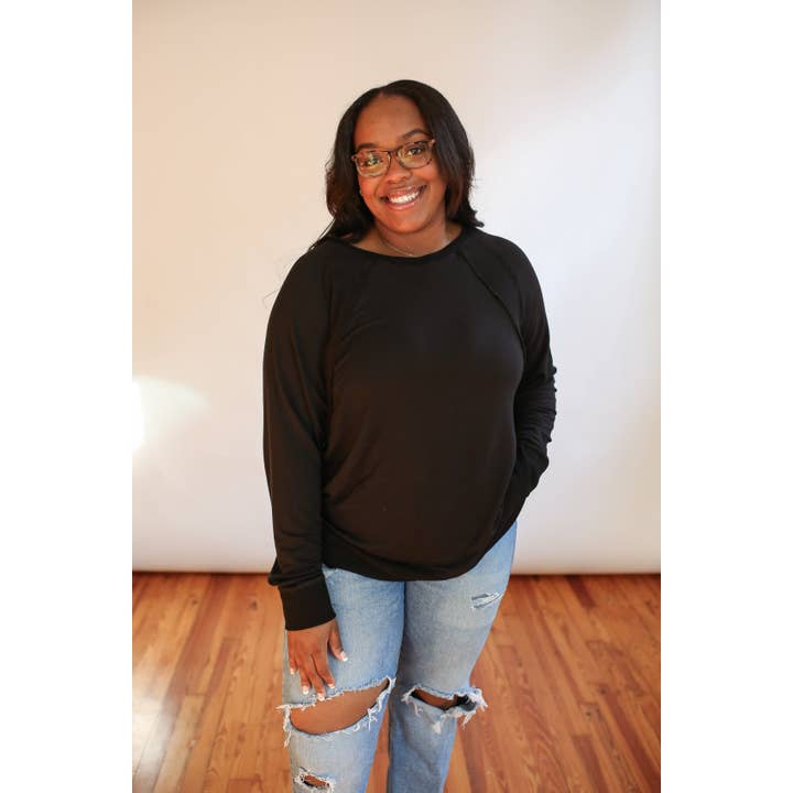 Movemama Apparel - Wholesale Nursing Top - Maternity - FINAL SALE - Free Flowing Long Sleeve Nursing Top2