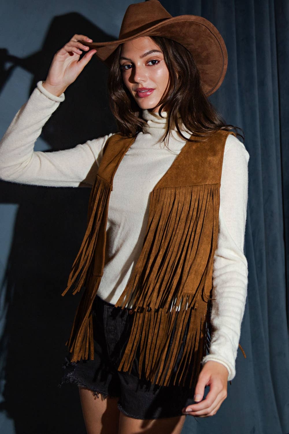 PORSHA – wholesale Outerwear Vest - Women’s – Fringe Suede Vest9