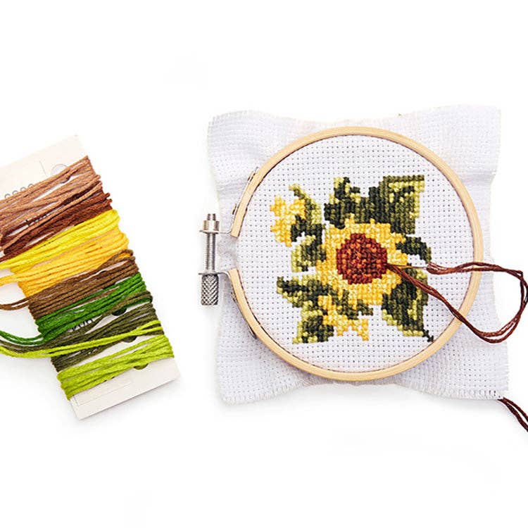 Kikkerland Design Inc - Wholesale Embroidery/Cross Stitch Supplies - Mini Cross Stitch Embroidery Kit - Sunflower1