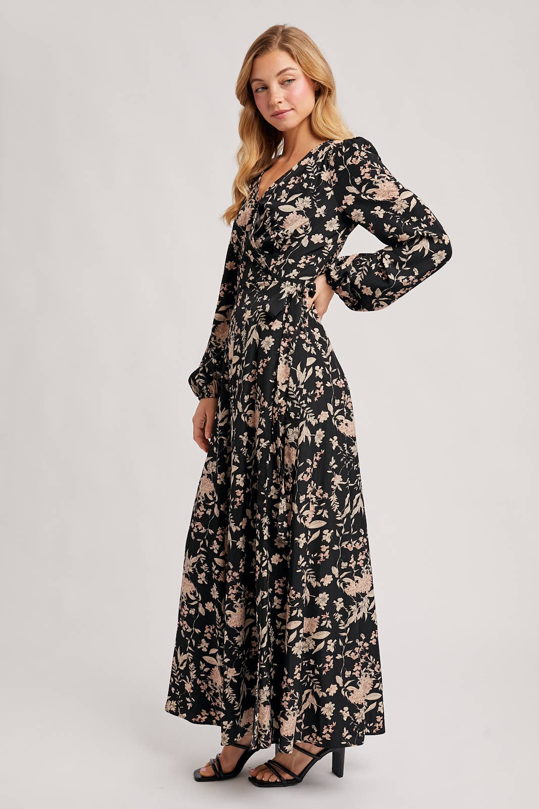 Bluivy - Wholesale Dress - Women's - FLORAL PRINT WRAP MAXI DRESS4