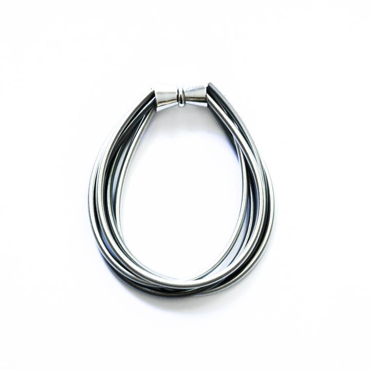 Sea Lily - Wholesale Manchet-armband - L38F-BR - 5-strengs draagarmband van zilver en leisteen met magneet0