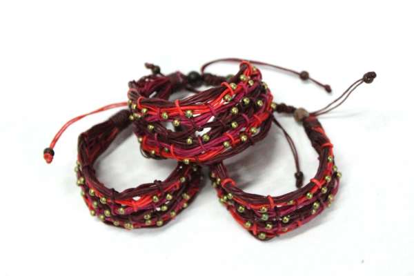 Lumily - Vente Parures de bijoux - LOT : Bracelet en laiton avec perles et cire, 3 pièces - Thaïlande2