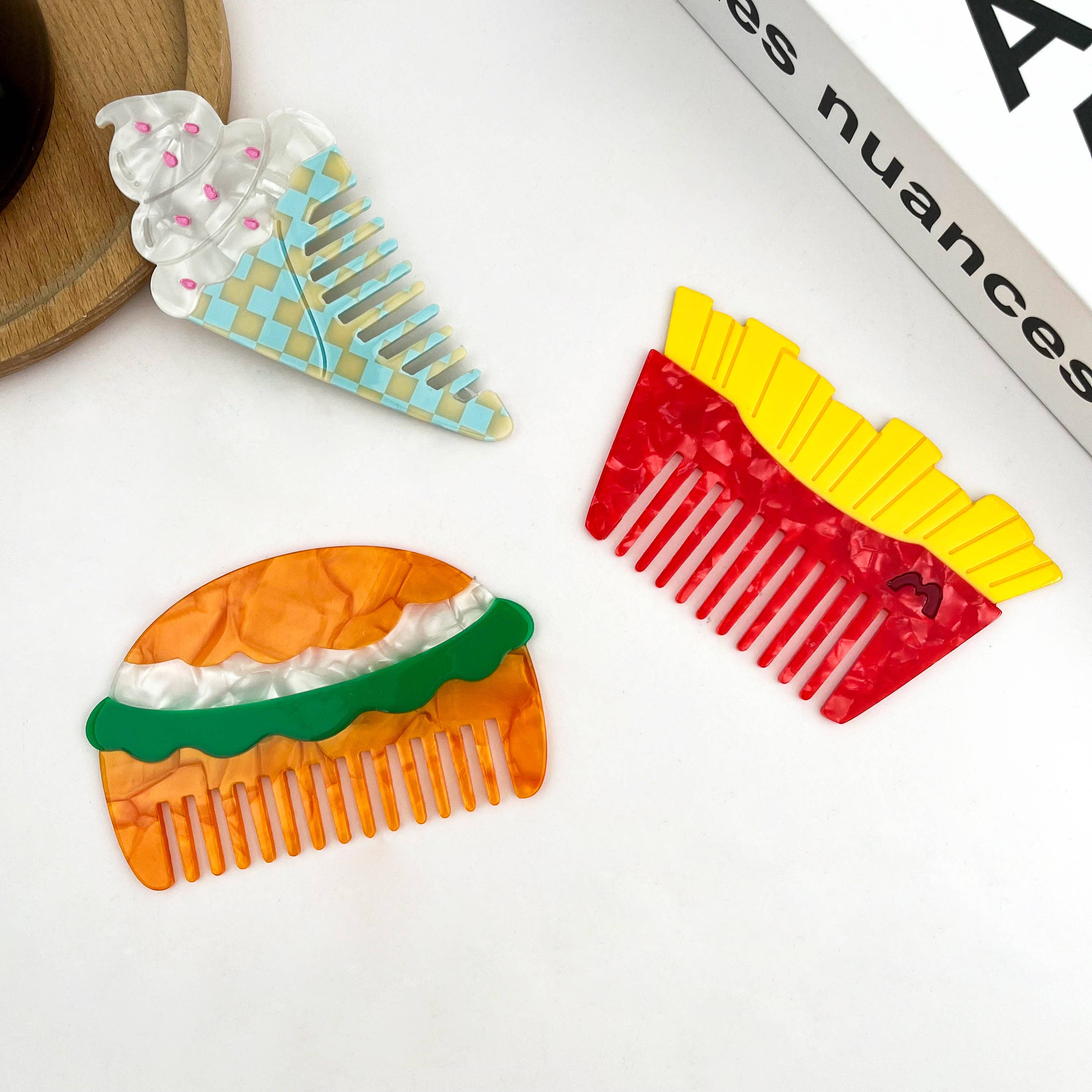 TheDivaSoap - Wholesale Hair Brush/Comb - Fruit & Animal Hair Comb, Creative Thin Comb8