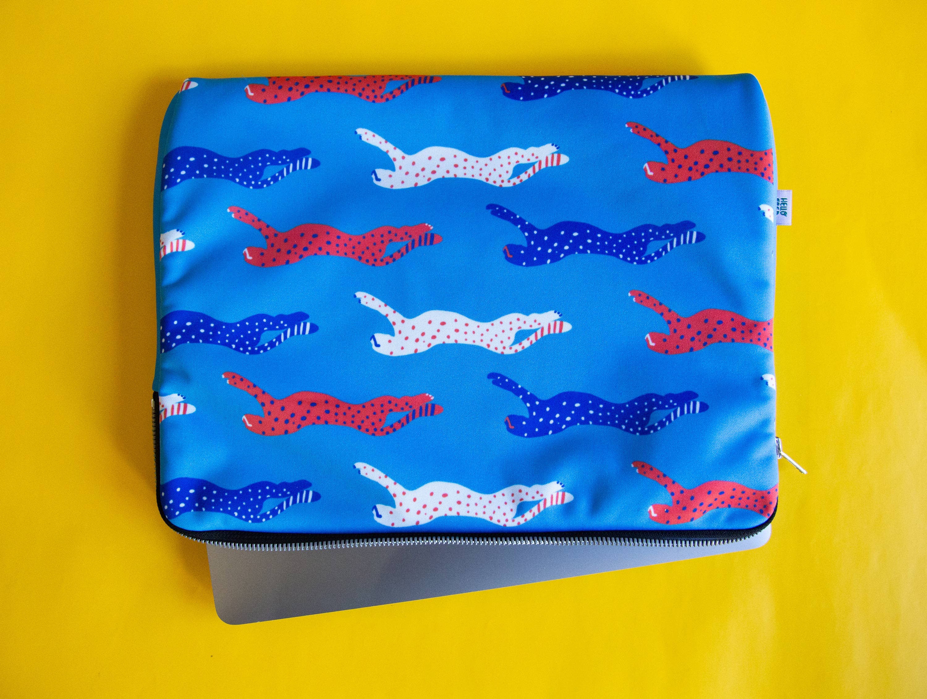 Hello Fred - Wholesale Laptop/Tablet Case - Women's - Case for PC or tablet7