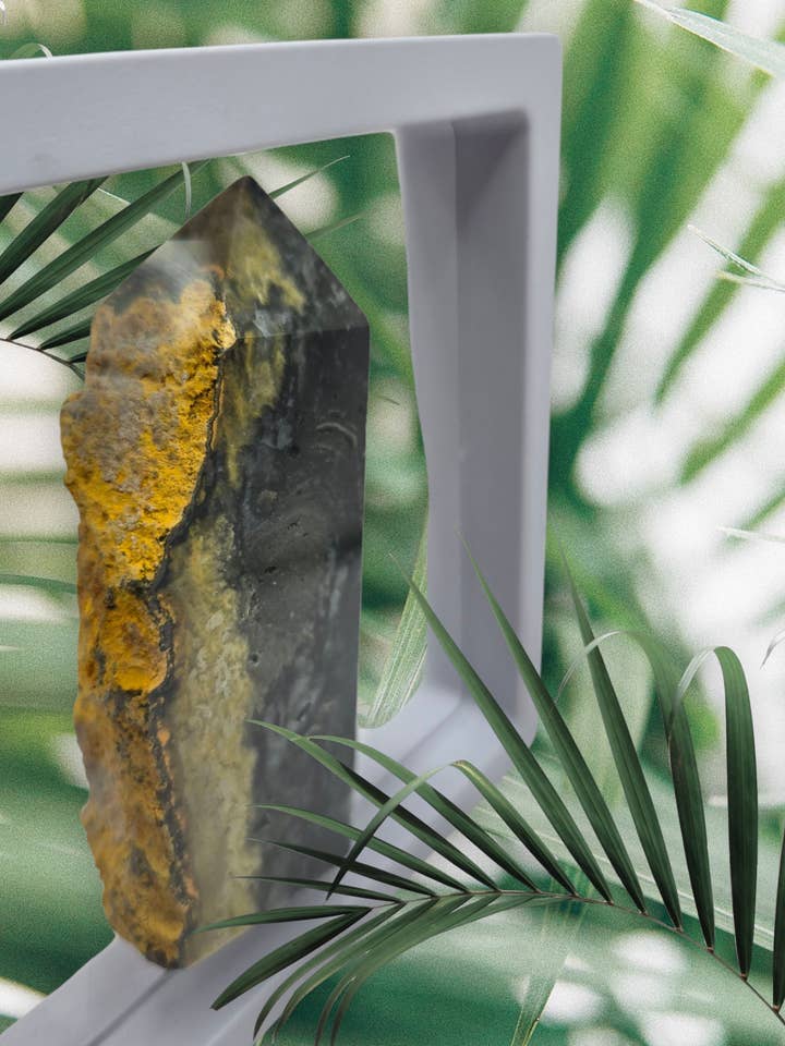 Hummel-Jaspisspitze für den Großhandel von Eclectic Wallflower Boutique