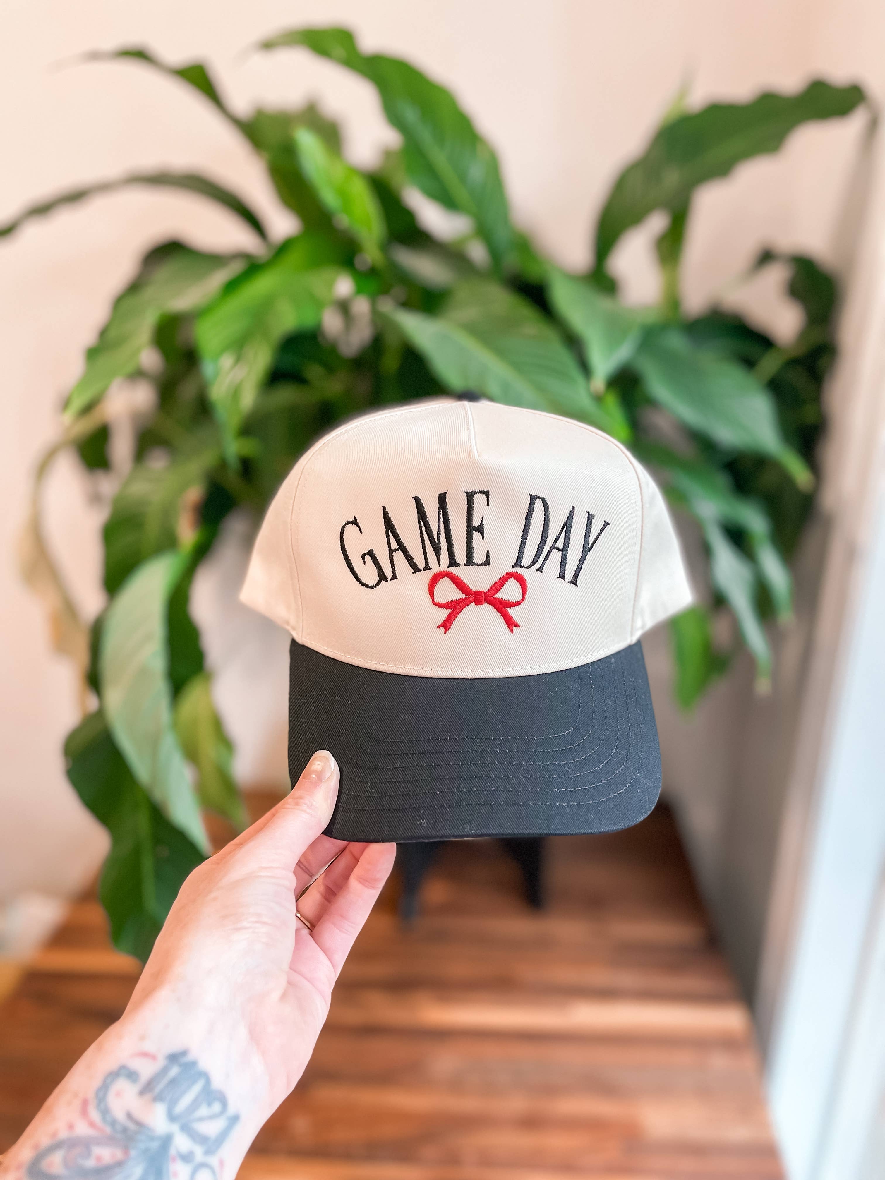 Ginger And Thread - Wholesale Trucker Hat - Women's - Game Day Embroidered Trucker Hat Bow Football Team Spirt Cap4