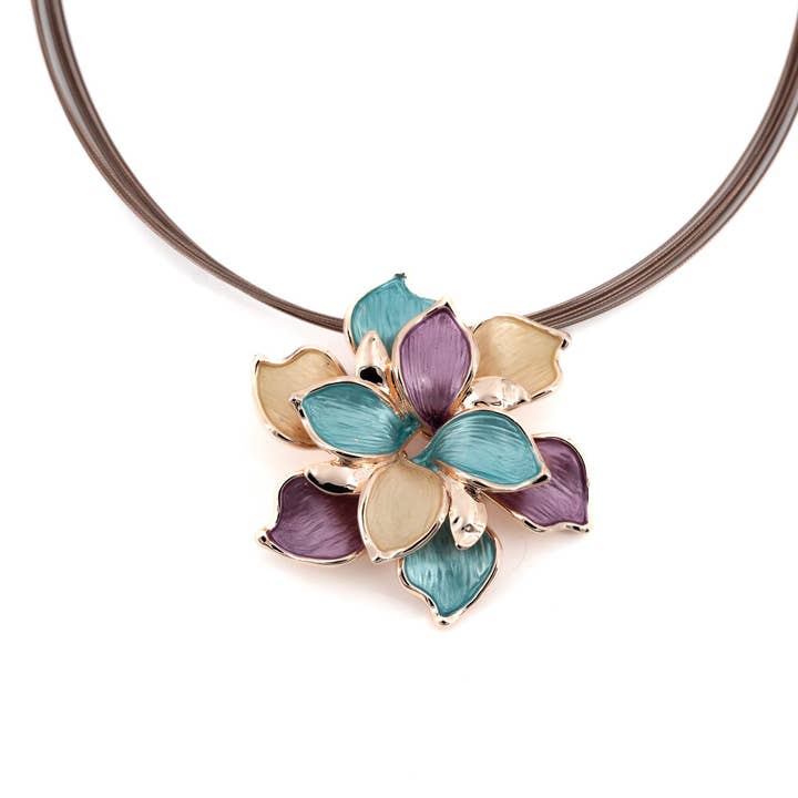 Open flower necklace for wholesale by KLK