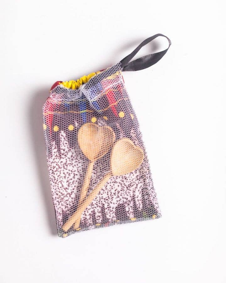 Acacia Creations – wholesale Matsked (mått) – OLIVTRÄ HJÄRTA TESKED SET2