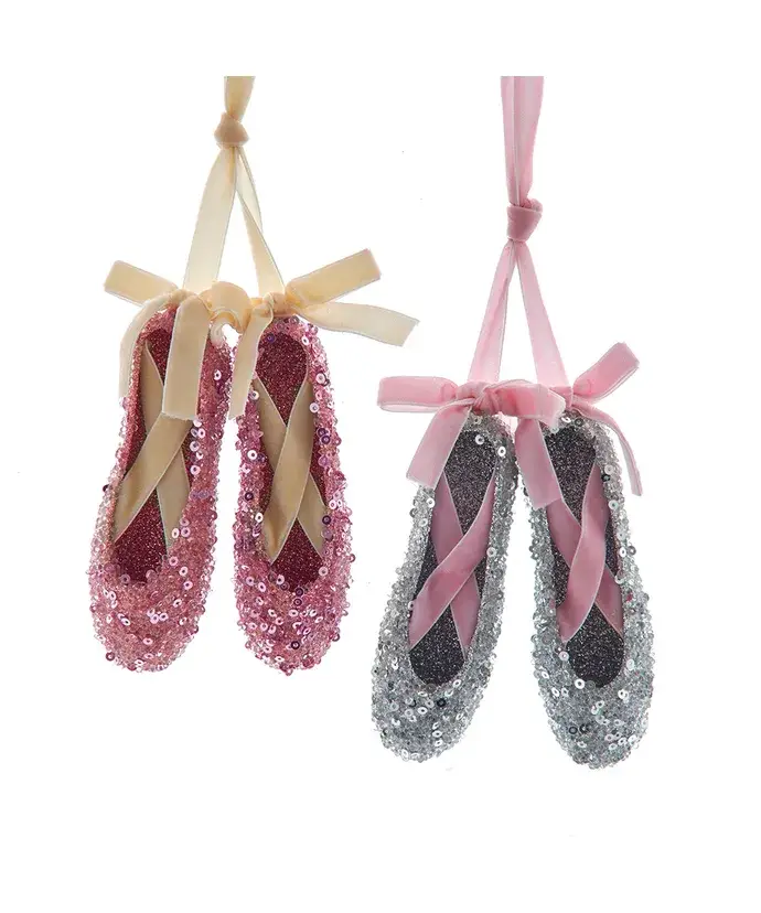 Kurt S. Adler, Inc. - Vente Objets de décoration - Ornement de chaussures de ballet en plastique pailleté de 4,7" - 2 assortis0