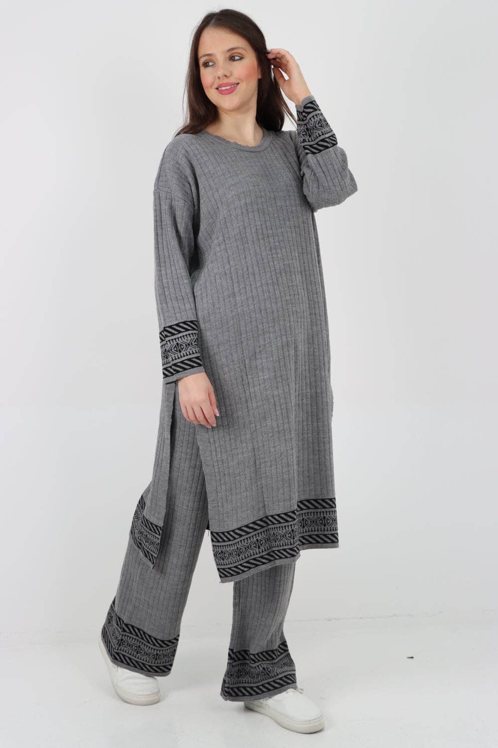 Miss Bold – wholesale Set med topp och byxa – Dam – Italienskt ribbat koord-set med kontrasterande kant för vinter2