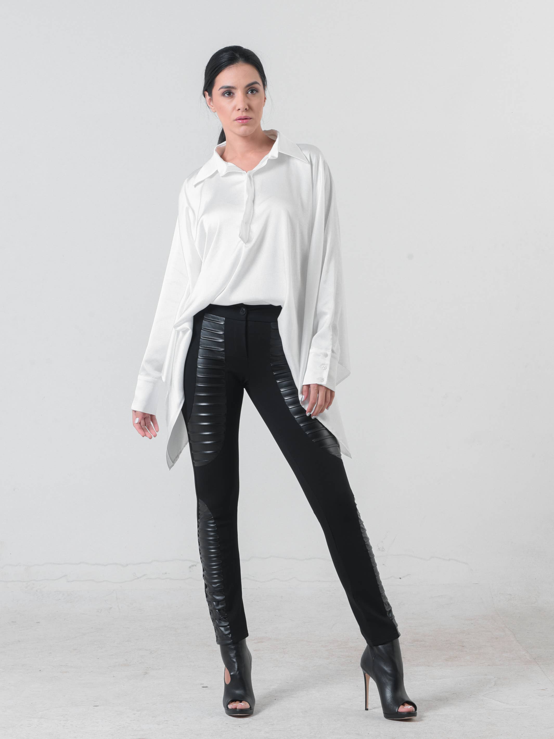 Metamorphoza - Wholesale Pants - Women's - Extravagant Pants with Leather7