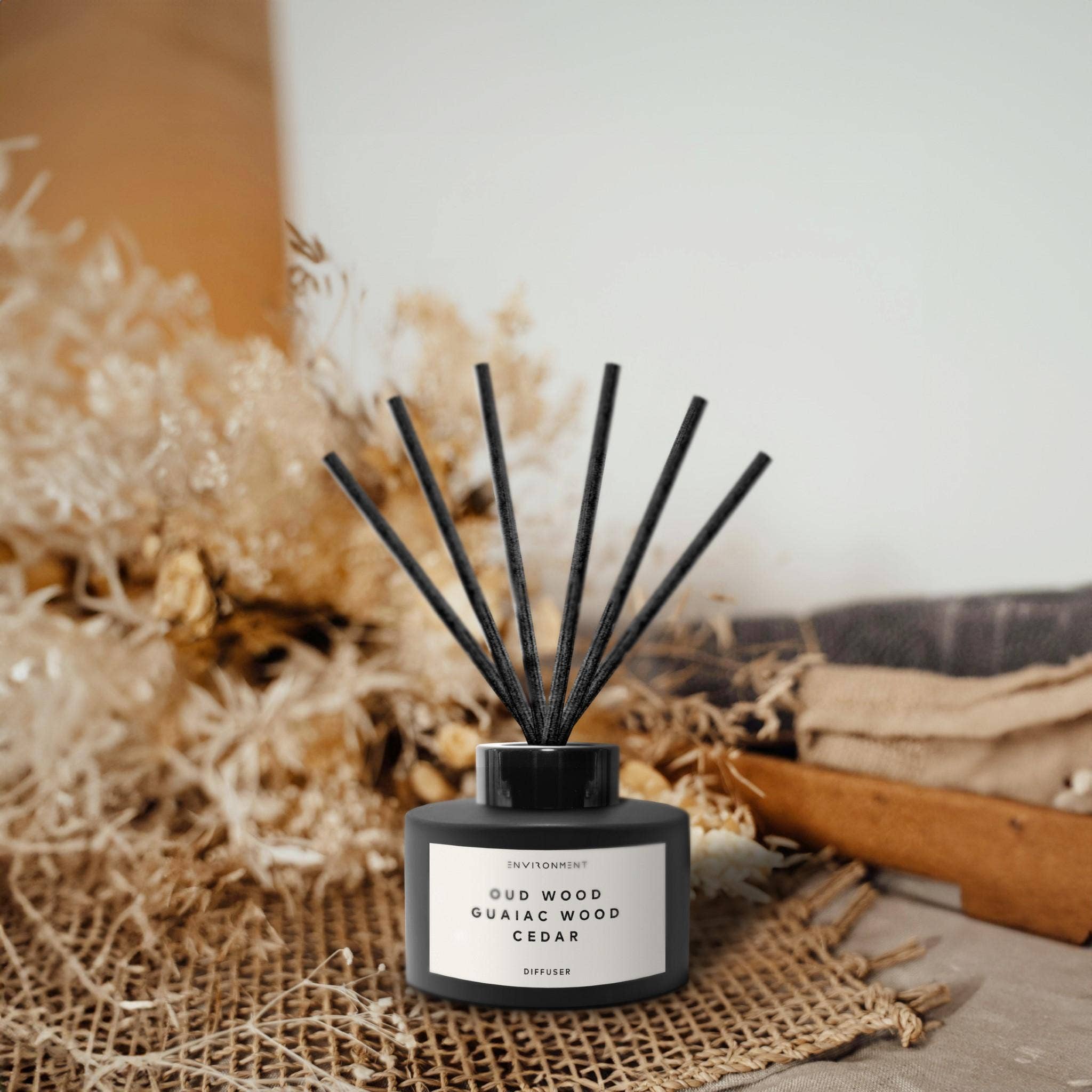 ENVIRONMENT - Wholesale Reed Diffuser - Inspired by Tom Ford® Diffuser Oud Wood | Guaiac Wood | Ceda6