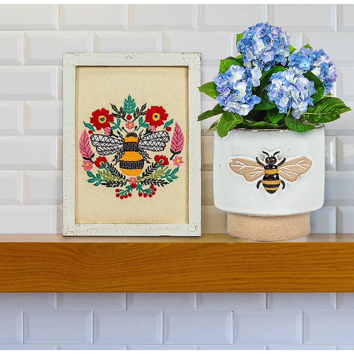 Abbott - Wholesale Plant Pot - Sm Single Emboss Bee Planter-3"H5