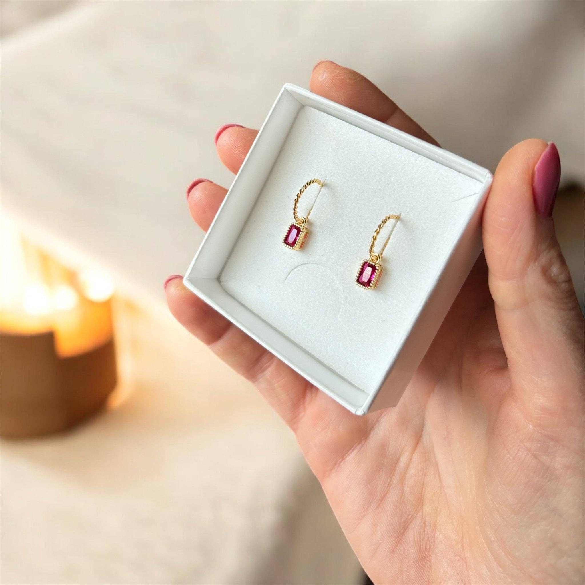 DUESTELLE ITALIA - Wholesale Huggie Earrings - Petite Gem - Half hoop gold earrings with gems7