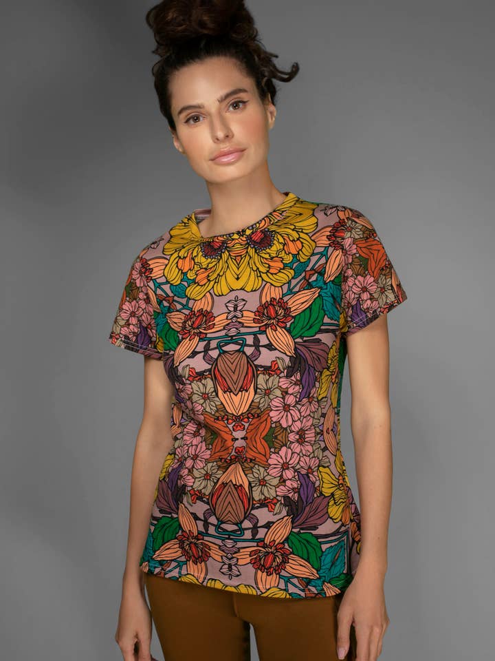 Camiseta de Algodón Elástica con Estampado de Jardín Dorado para venta al por mayor de Nuvula