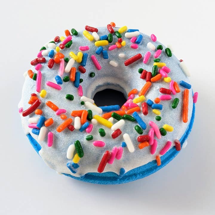 Beachy Bubbles Bath Co - Wholesale Bath Bomb/Fizz - Birthday Cake Doughnut Bath Bomb2