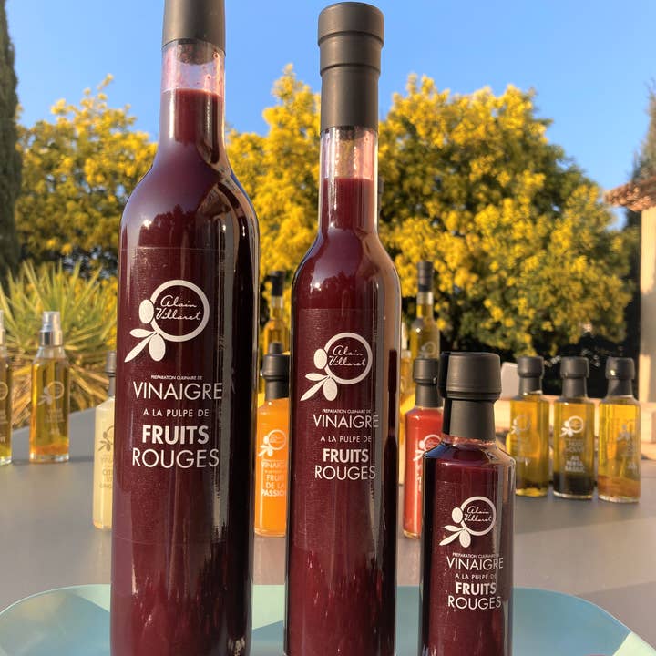 Red fruit vinegar for wholesale by EI ALAIN VILLARET