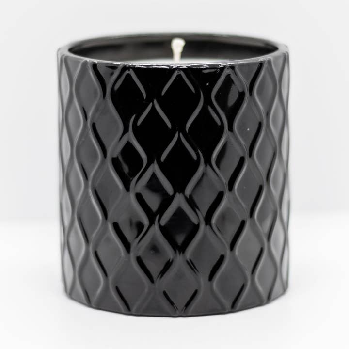 Smell Me Candle Co. – Vela em jarro/copo por atacado – Vela em Frasco de Cera de Soja Orgânica com Acabamento Preto Brilhante Lovelace0