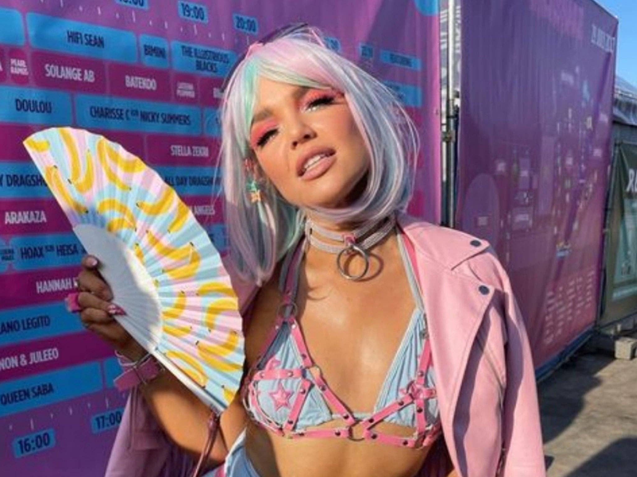 Khu Khu – wholesale Tillbehör – Banana Boomerang Handfläkt6