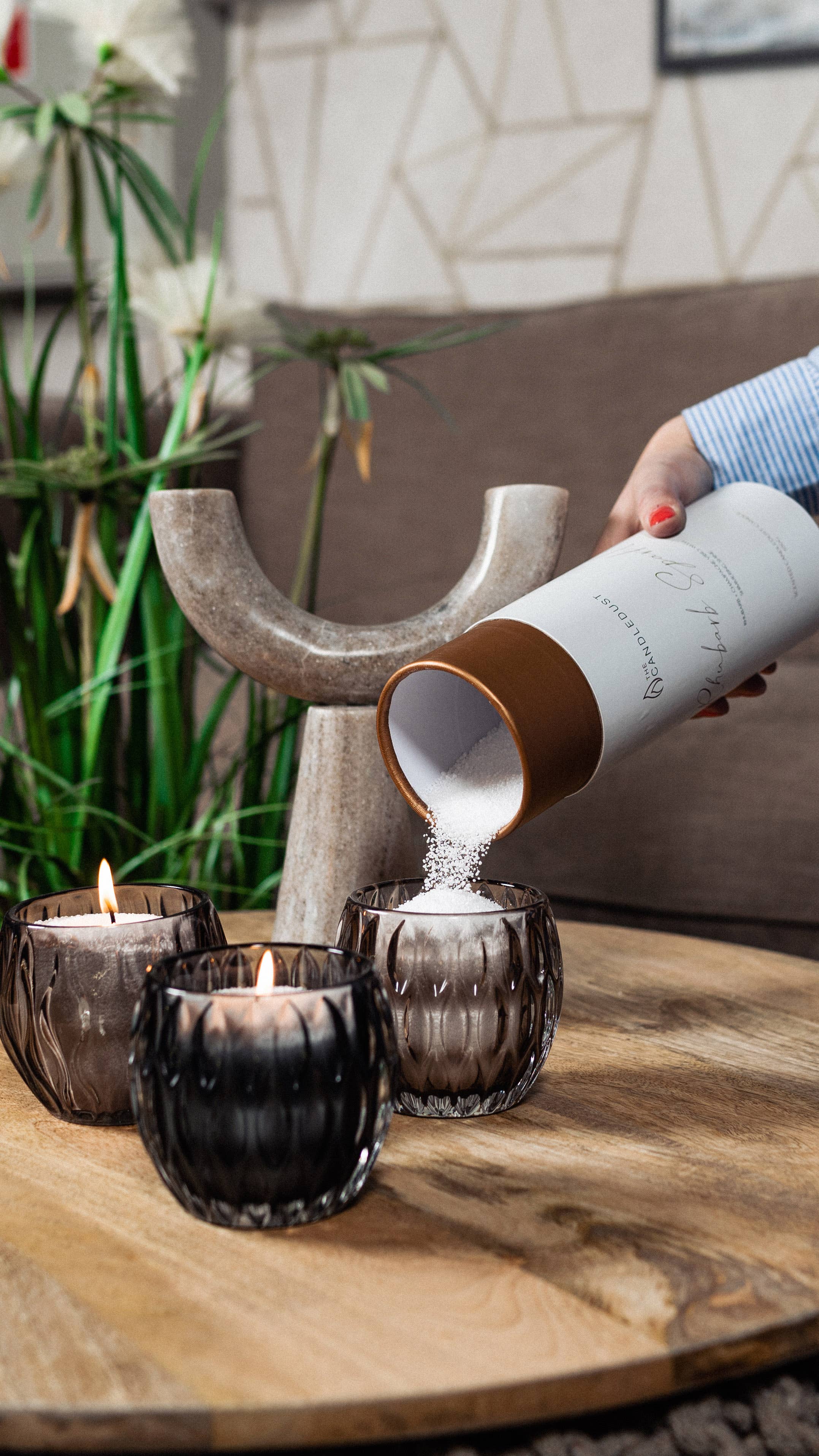 The Candledust - Wholesale Craft Supplies - Powder  Unscented Candle Sand candle 650g + 17 wicks1