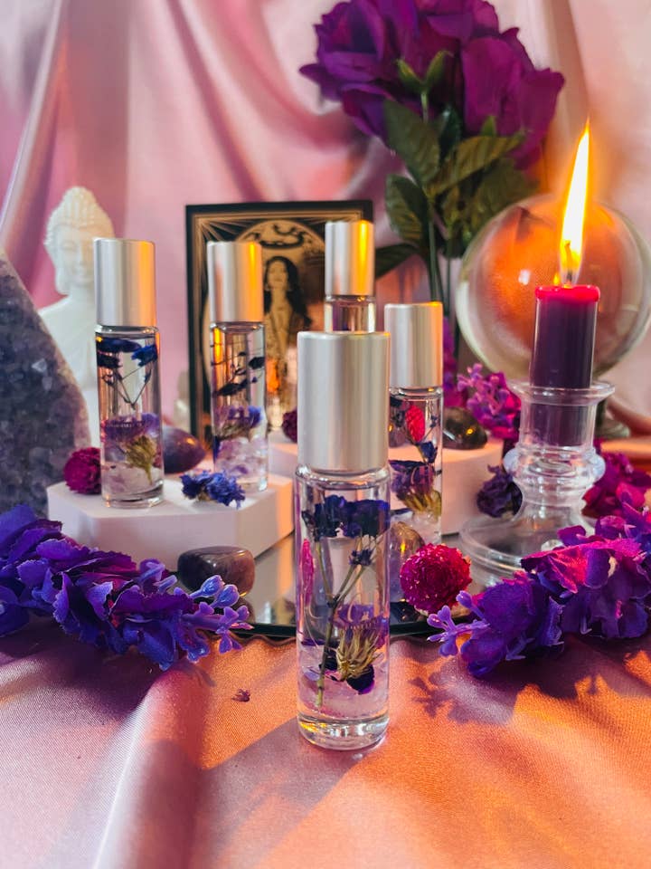 Olio essenziale per la consapevolezza spirituale: La Somma Sacerdotessa per la vendita all'ingrosso da parte di Maison Roselene