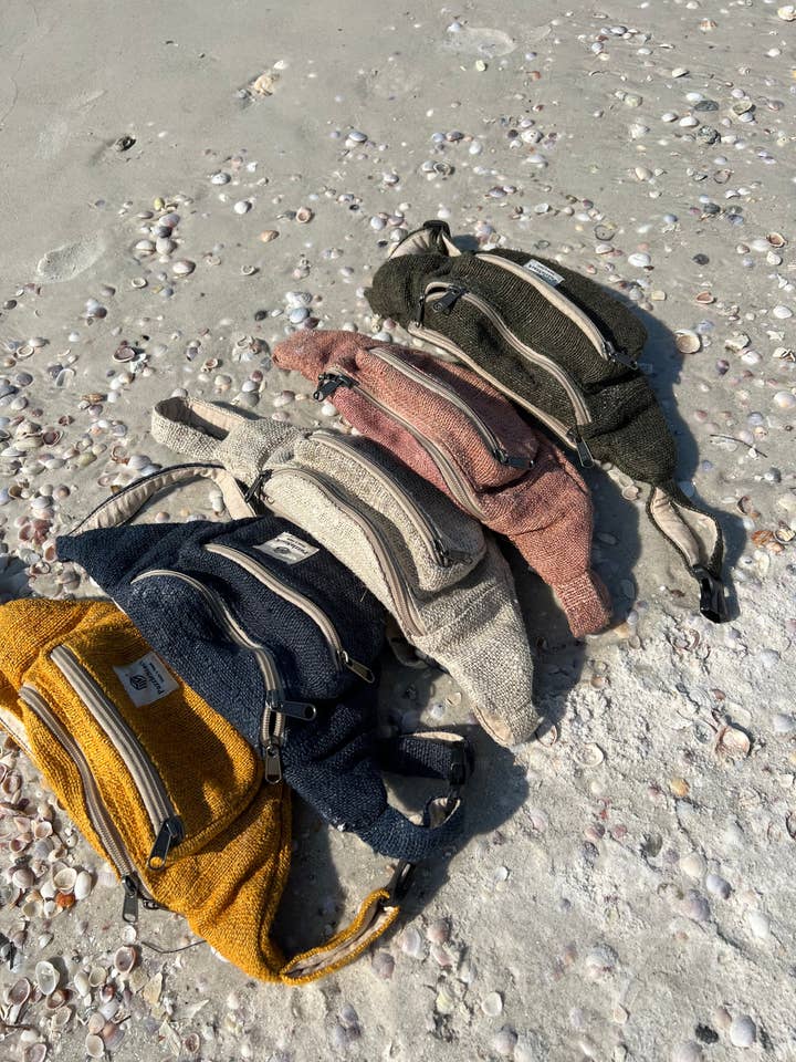 Marsupio in Canapa per la vendita all'ingrosso da parte di PuzzleStack