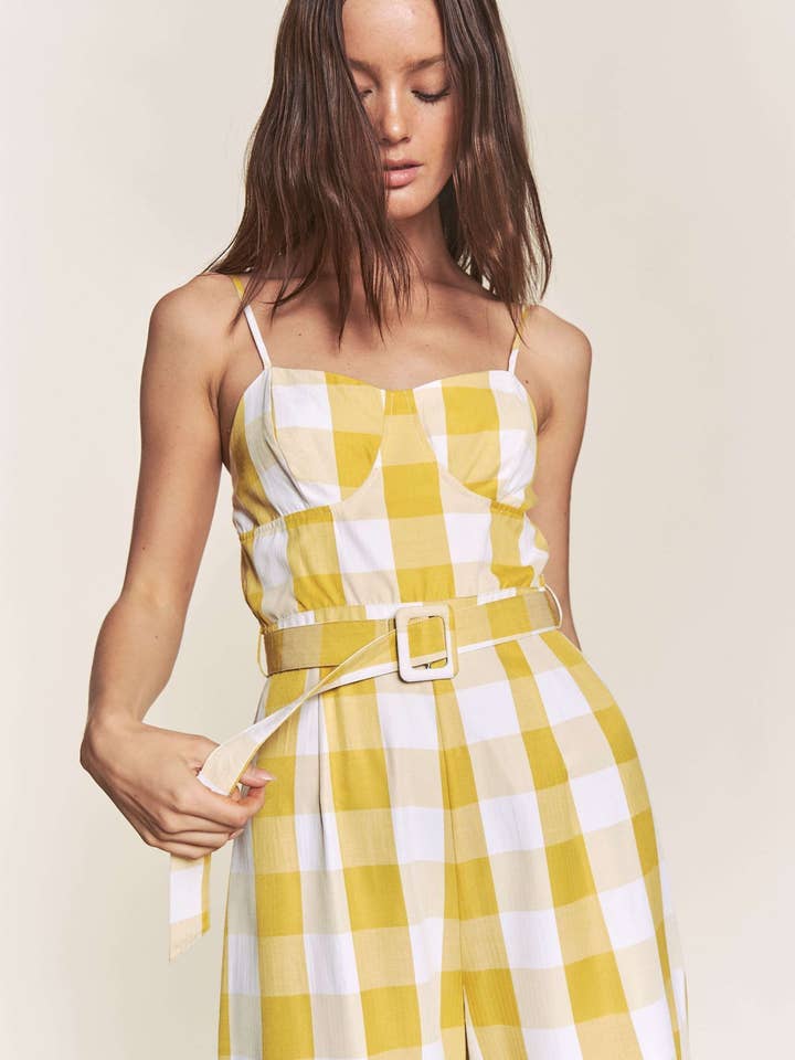 COMBINAISON CEINTURÉE EN VICHY À BRETELLES SPAGHETTI pour la vente par Hers & Mine