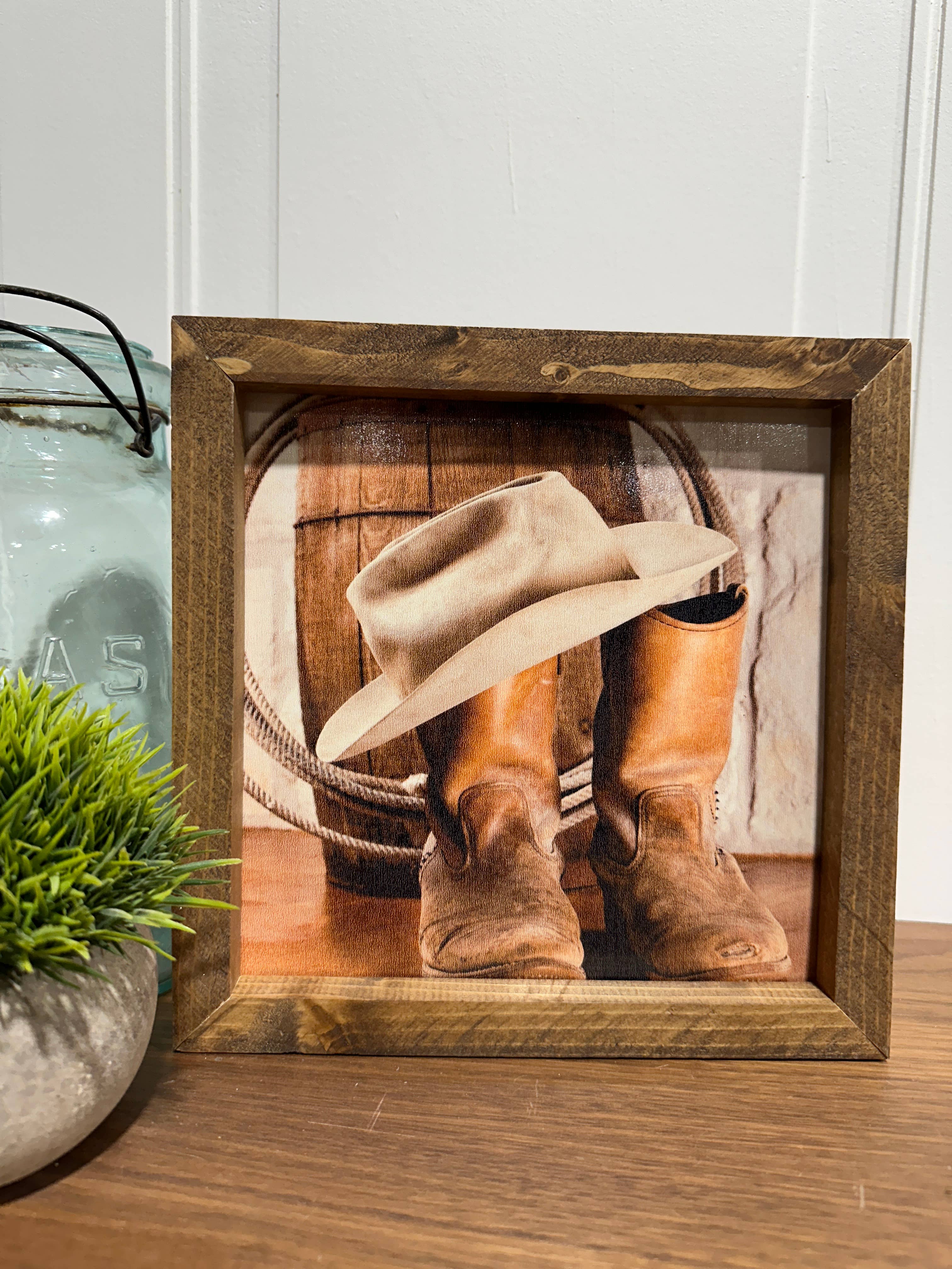 The Broken Board – Großhandel Kunstdruck – Cowboy-Ausrüstung1