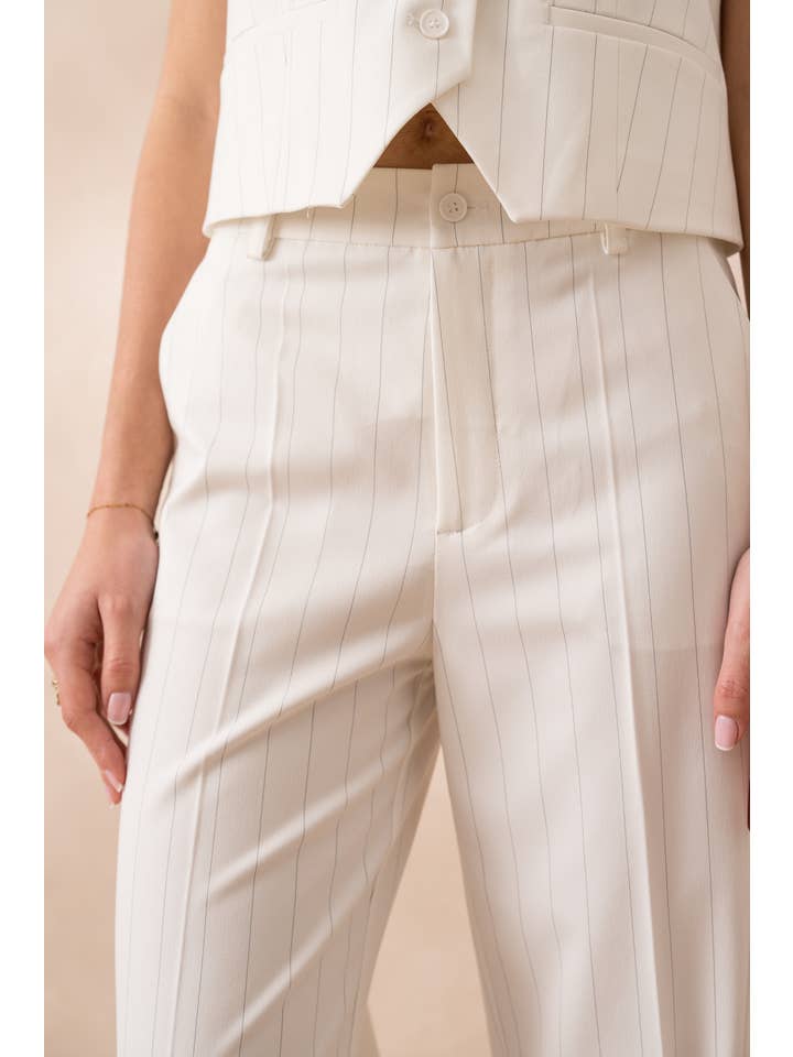 Attentif Paris - Wholesale Nette broek/pantalon - Dames - Harmonia gestreepte broek met hoge taille en wijde pijpen10