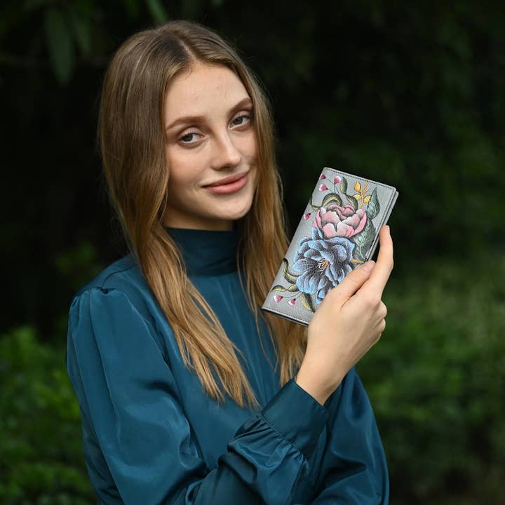 Anuschka | Vanya Lara (USA) - Wholesale Wallet - Women's - Checkbook Cover - 10563