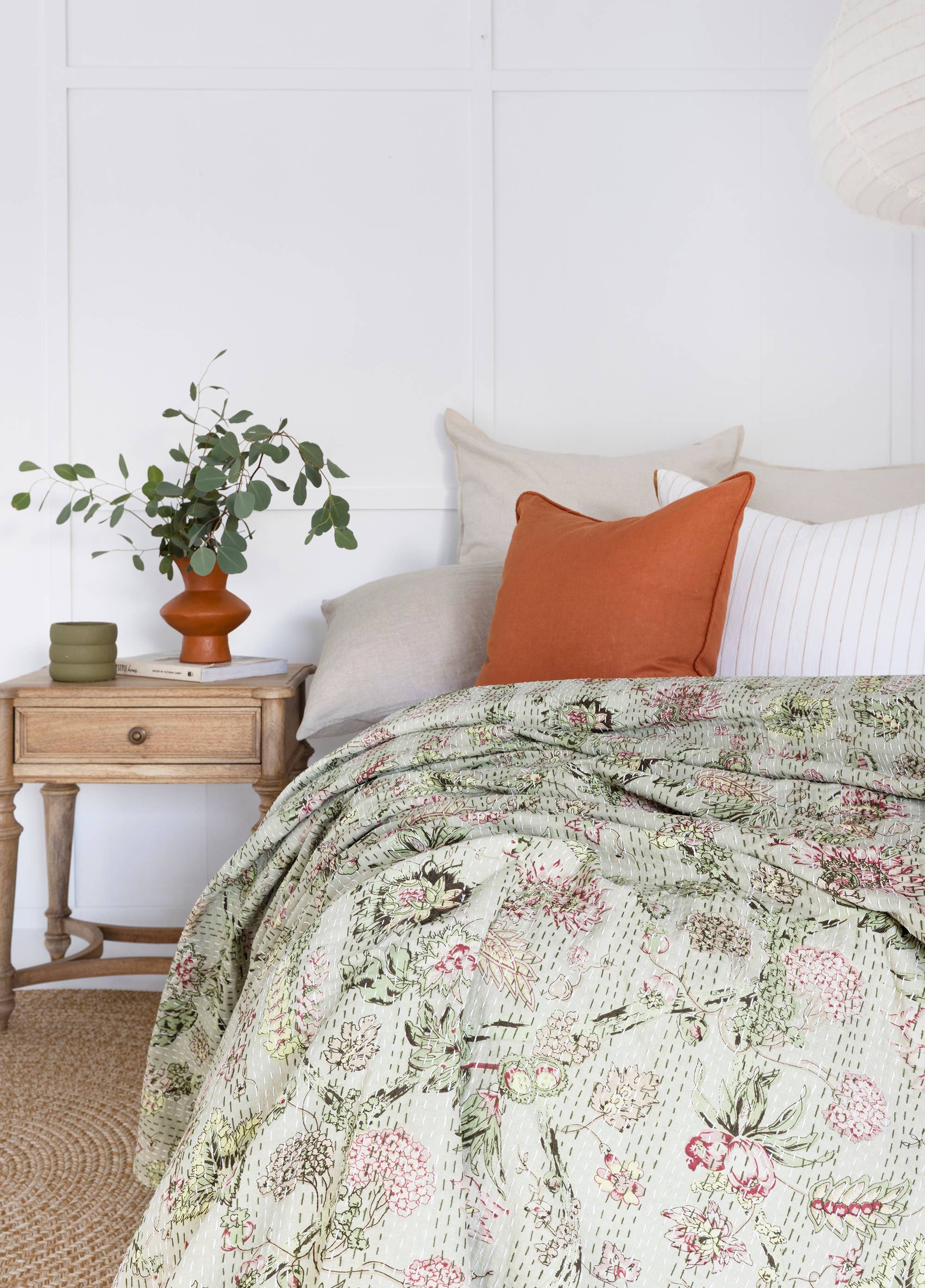 Linen Connections - Venta al por mayor Edredones acolchados - Manta colcha cubrecama india Kantha - Madras2