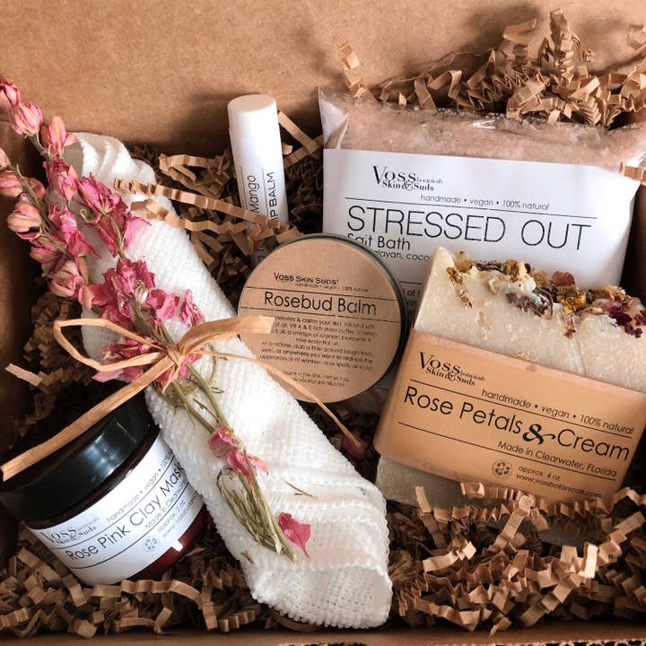 Rose Spa Geschenkset für den Großhandel von Voss Botanicals, LLC