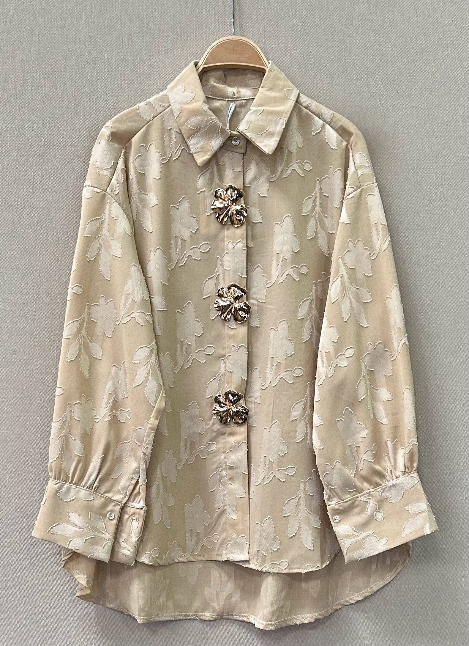 SWEET MAGIC MODA Y COMPLEMENTOS - Wholesale Button Down Shirt - Women's - FLORAL BUTTON-UP SHIRT3