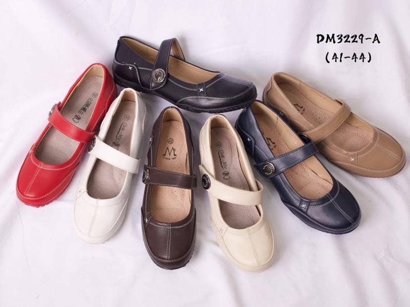 BELLICY / Cink-me - Wholesale Flats - Women's - Ballet flats with visible stitching, DM3229-A