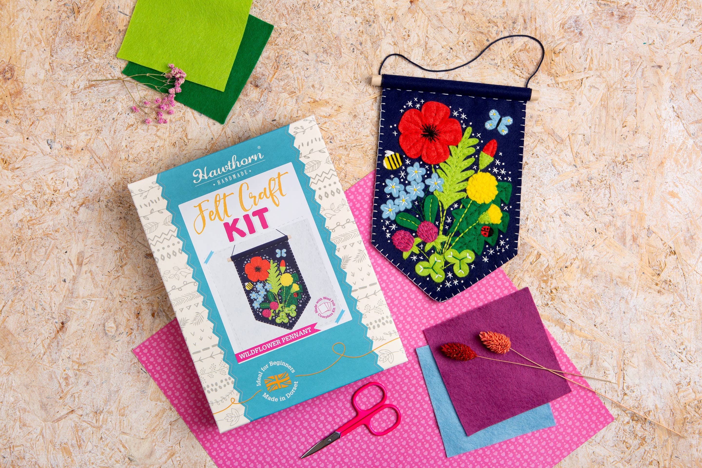 Hawthorn Handmade (US Duties Paid) - Wholesale Craft Sewing Kit - Wildflower Pennant Felt Craft Kit | Complete Craft Kit1