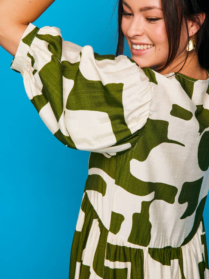 Smile - Wholesale Dress - Women's - Cambrils Long Green Dress