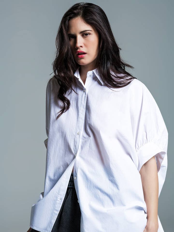 Bianco Blusa oversize bianca a maniche corte in vendita all'ingrosso su Faire0