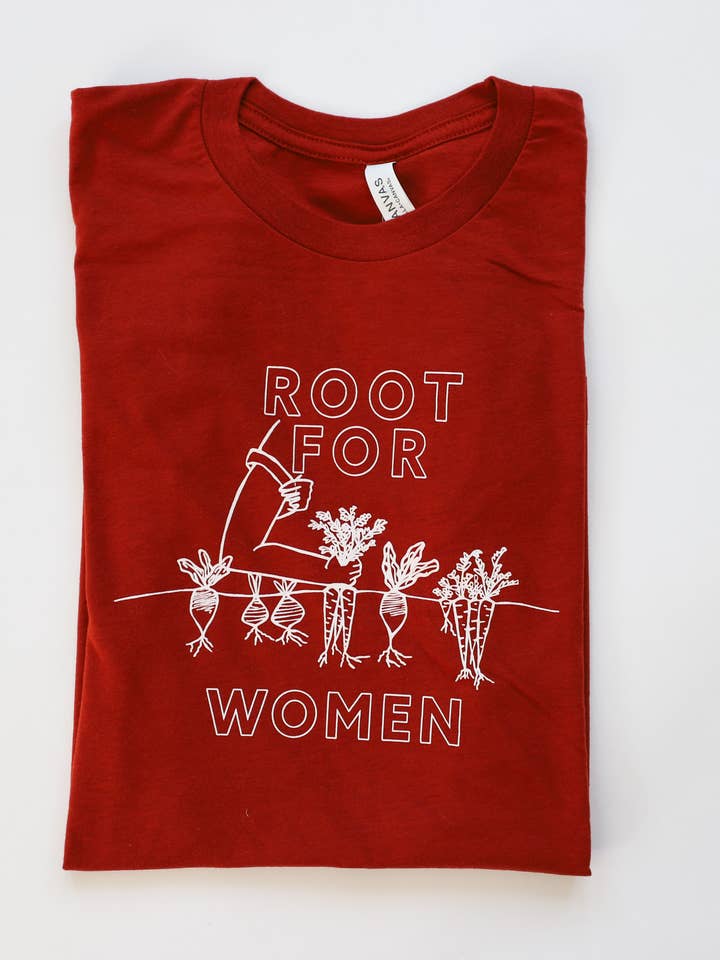 T-shirt Root pour femmes - cadeaux de jardinier, vêtements de magasin de ferme pour la vente par Overseasoned