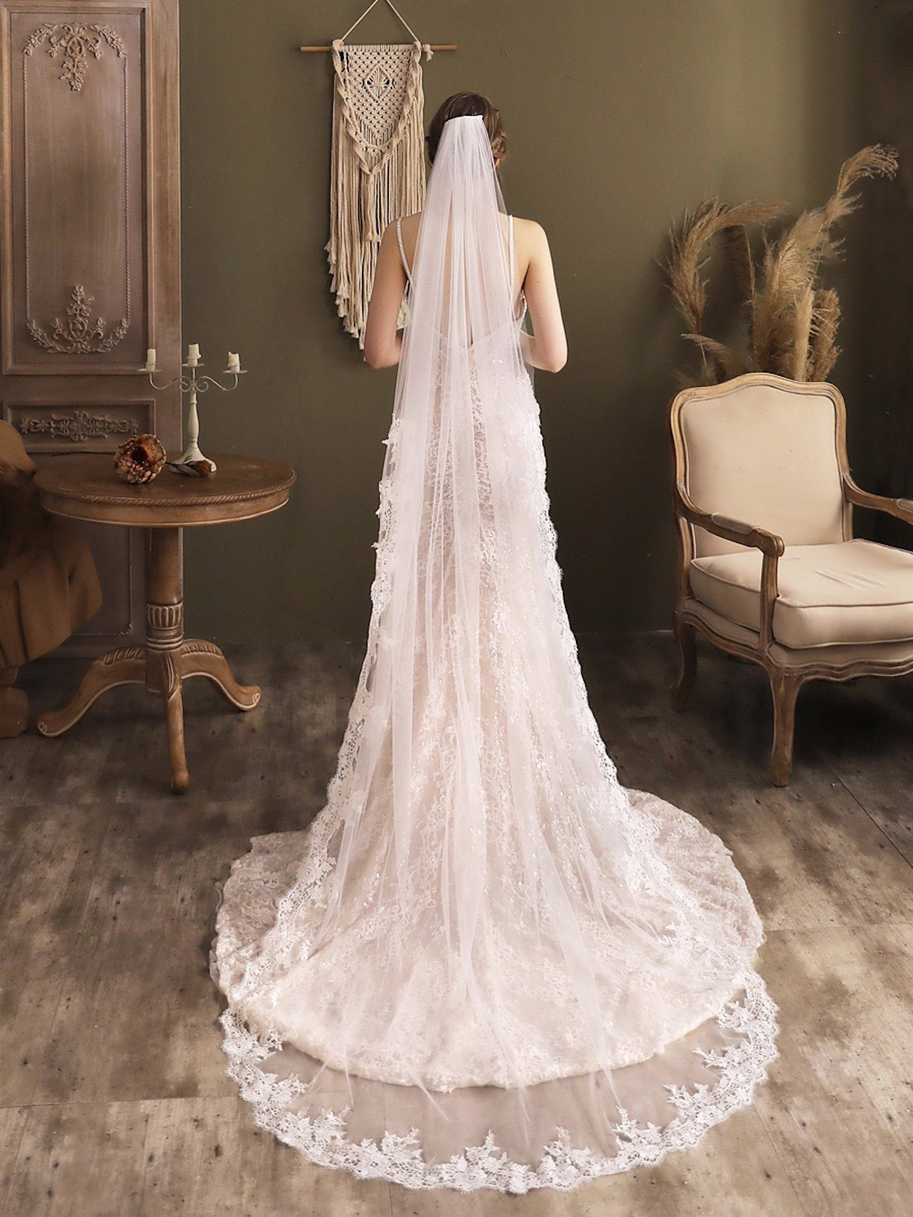 LanLivia - Wholesale Veil - Women's - Cathedral Length Bridal Veil with Lace Edging - Royal Style White Wedding Tulle Accessory-Iron it before use2